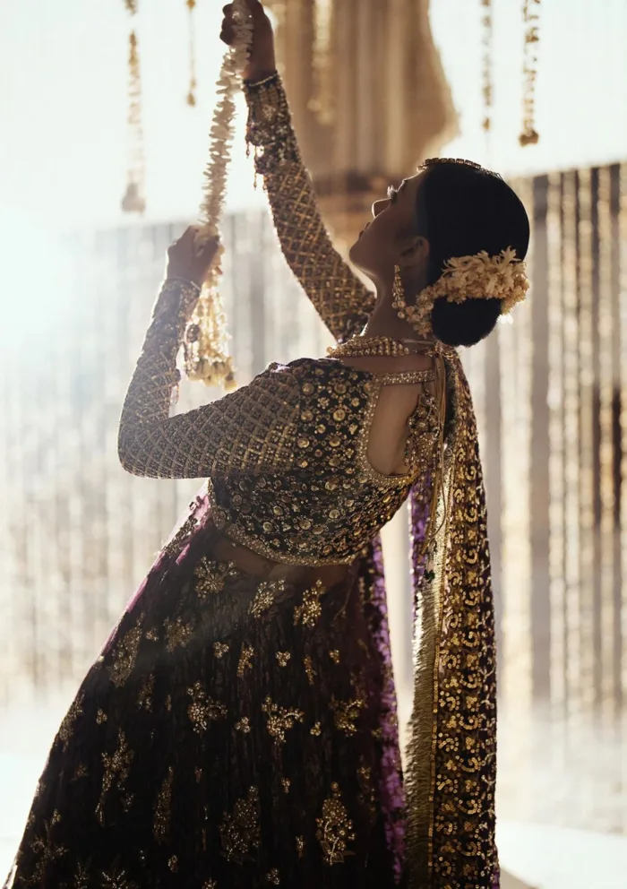 Aik Atelier Look 10 Dastoor Luxury Velvet Luxury Lawn Collection - Image 2