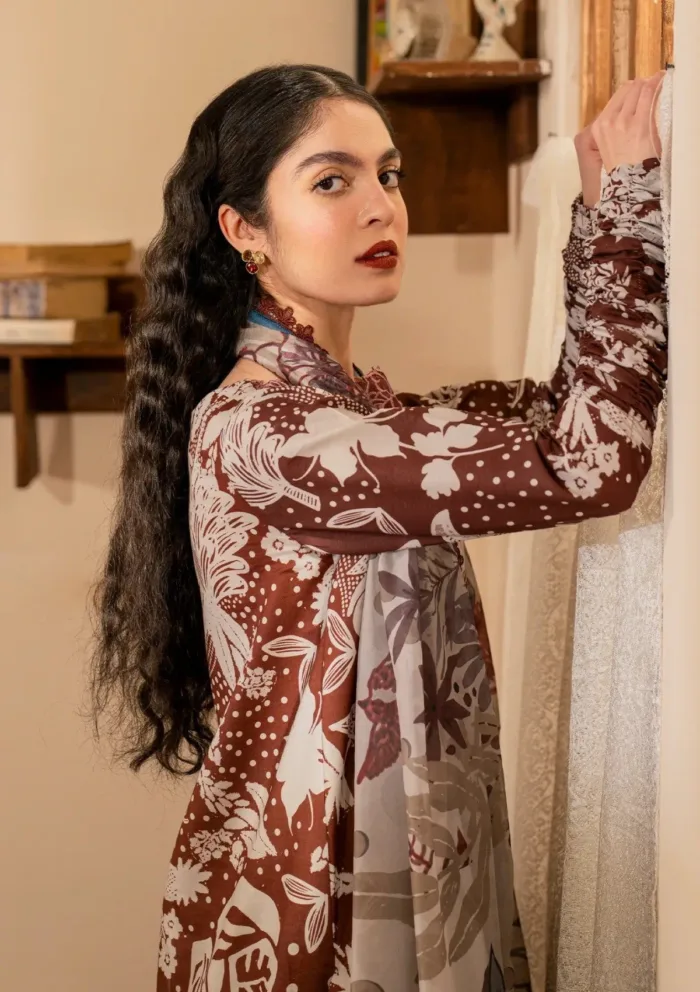 Asifa Nabeel Darcheeni MVL25 07 Meraki Vintage 25 Luxury Lawn Collection - Image 4