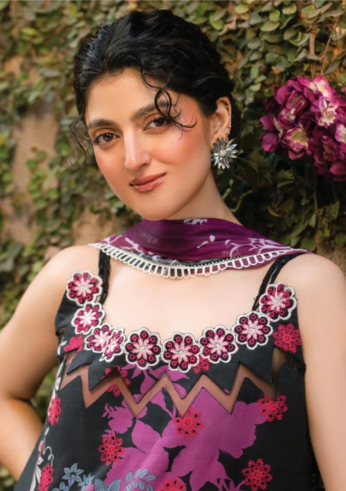 Asifa Nabeel Gkl 01 Pale Rose Gulkari 25 Luxury Lawn Collection - Image 3