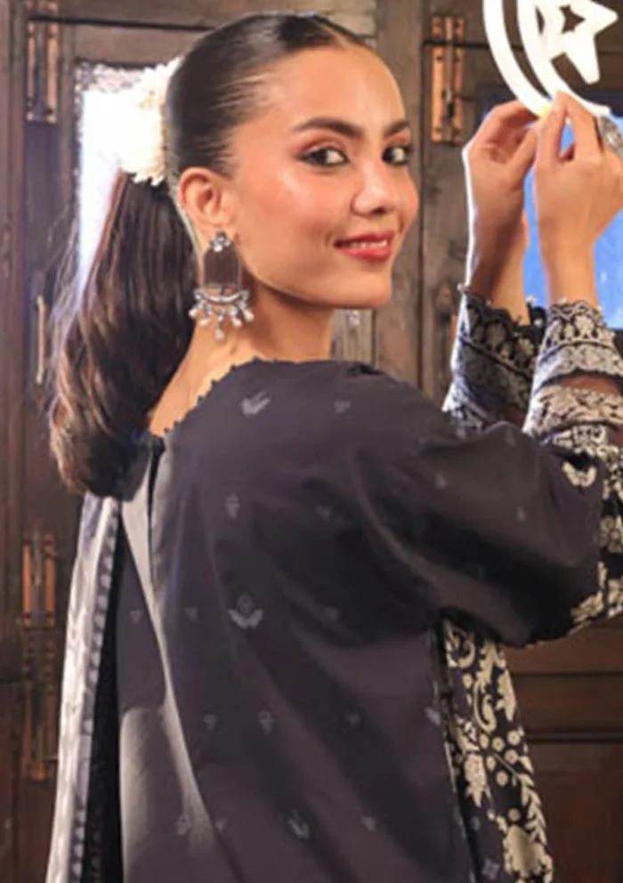 Asim Jofa Festive 25 AJUBF 42 Eid Signature Luxury Lawn Collection - Image 4