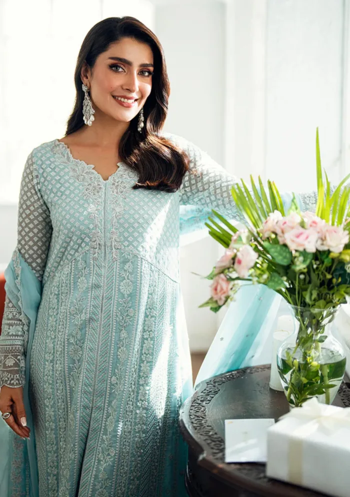 Azure Azure Glow Luxe 25 Luxury Lawn Collection - Image 4