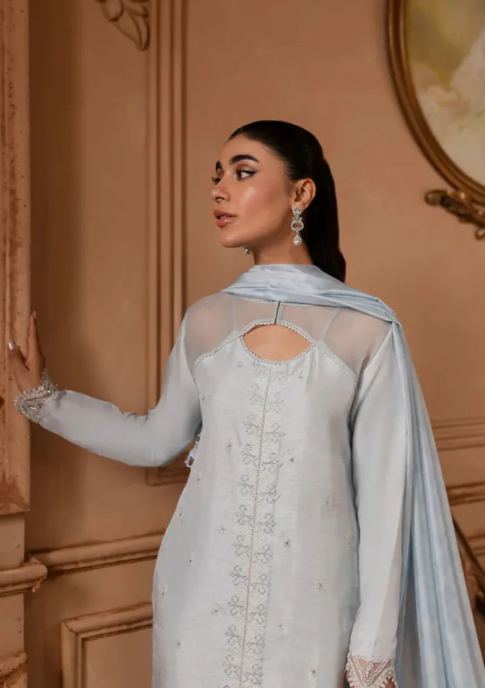 Azzal By Ayesha Usman Dahlia Ivana 25 Luxury Lawn Collection - Image 3