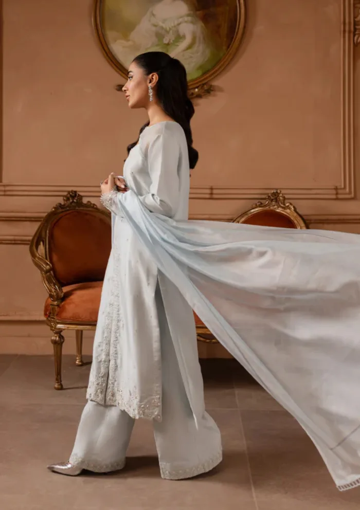 Azzal By Ayesha Usman Dahlia Ivana 25 Luxury Lawn Collection - Image 4