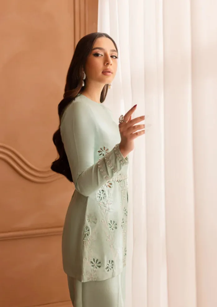Azzal By Ayesha Usman Eden Ivana 25 Luxury Lawn Collection - Image 5