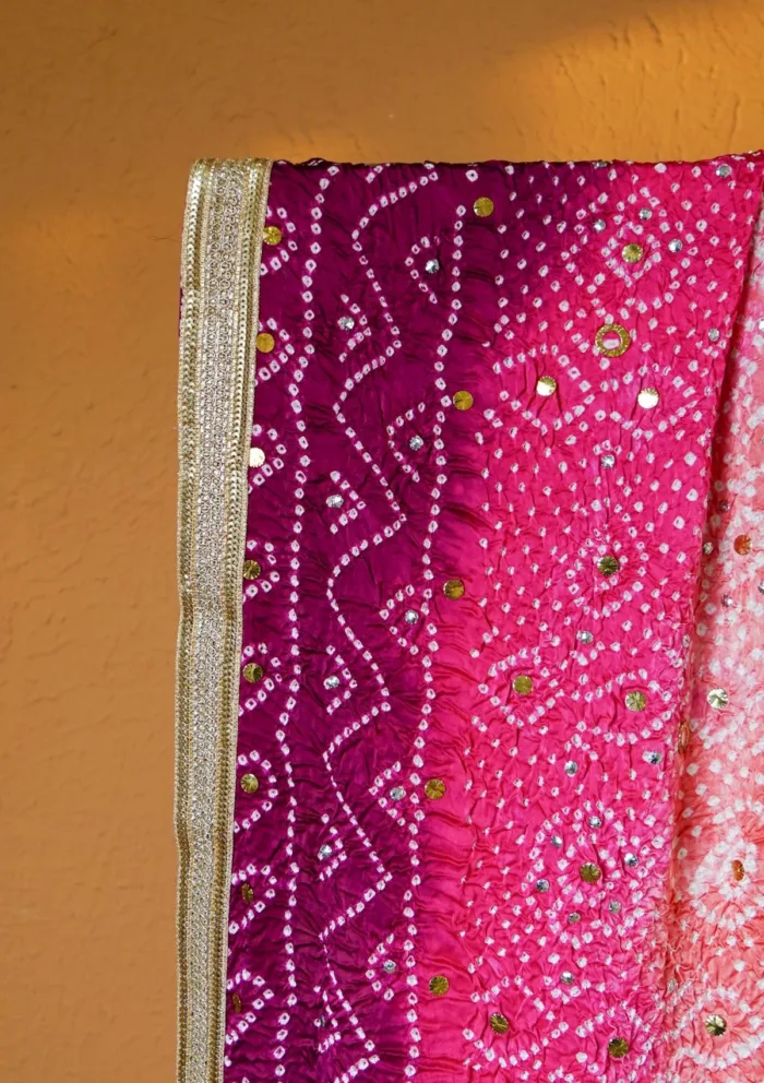 Bahawalpuri Pehnawa D 33 Exclusive Edition Luxury Lawn Collection - Image 3