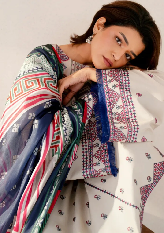 Bin Ilyas BIA25 86 A Aaina Luxury Lawn Collection - Image 2