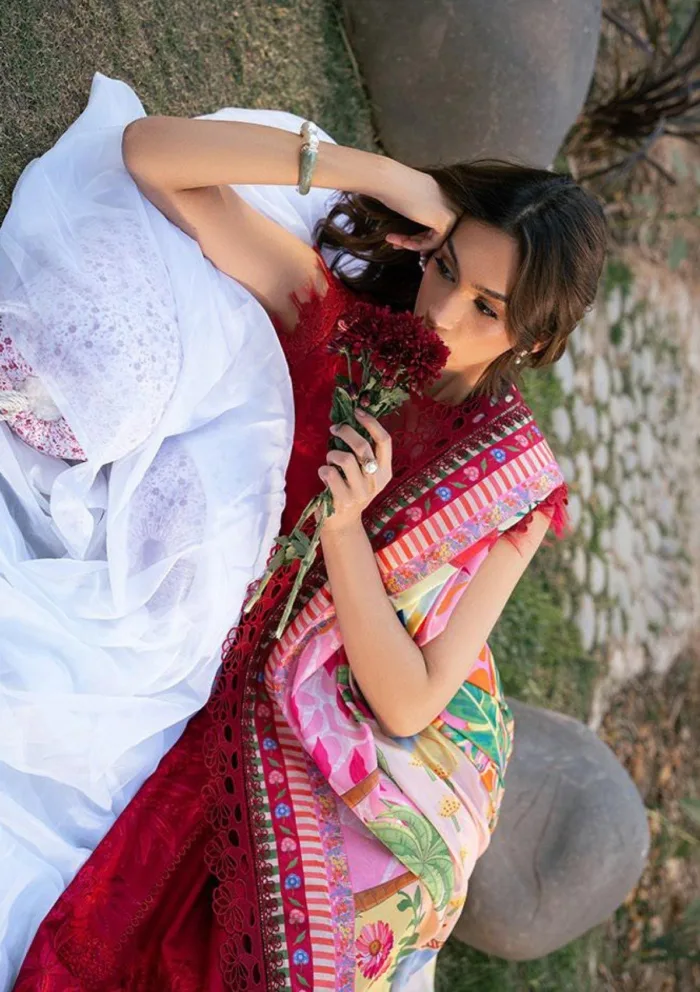 Bin Ilyas Summer Edit 25 Bhs 71 B Hazel Luxury Lawn Collection - Image 2