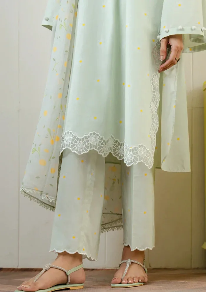 Cross Stitch CSD25 02 Daisy Bloom Daily Wear Luxury Lawn Collection - Image 4