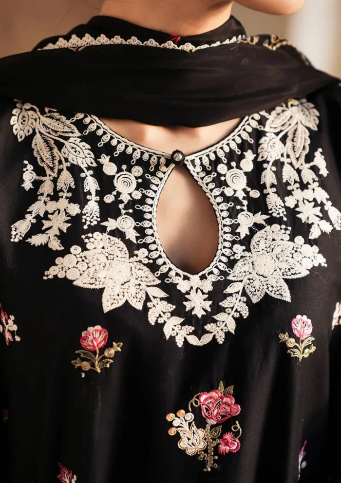 Cross Stitch VINTAGE ROSE Eid Unstitched 25 Luxury Lawn Collection - Image 2