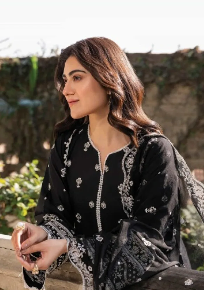 Farasha FB25 01 Midnight Glow Bahar Luxury Lawn Collection - Image 5