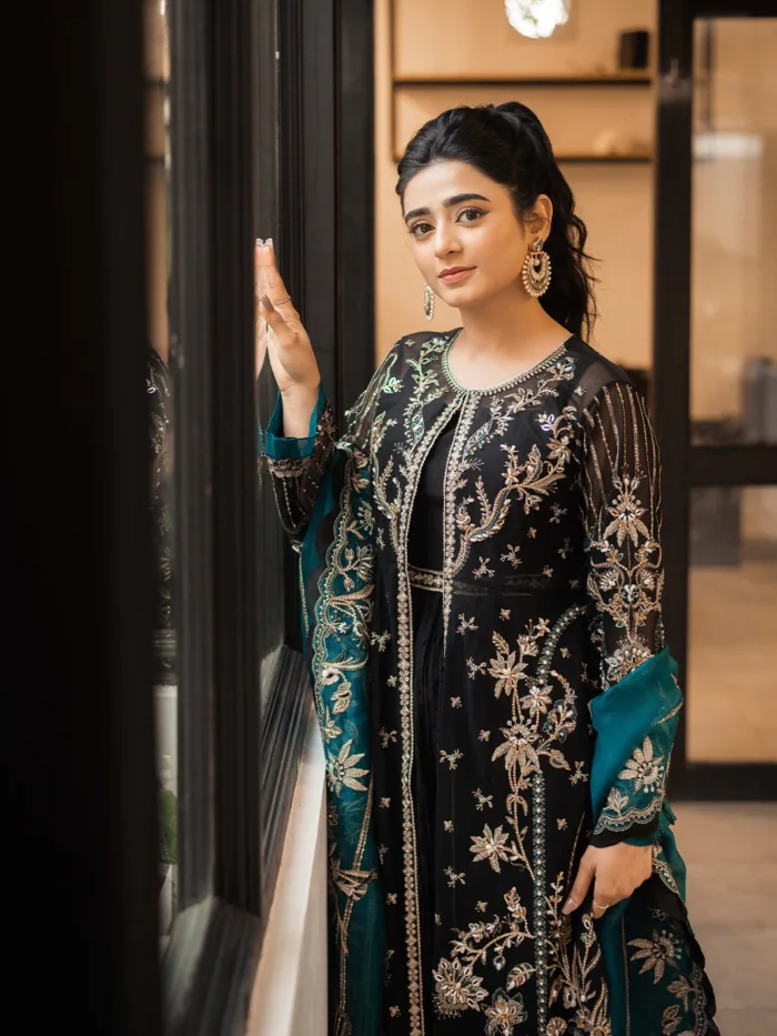 Fozia Khalid Belle Espoir Storie D'Amore Luxury Lawn Collection - Image 2