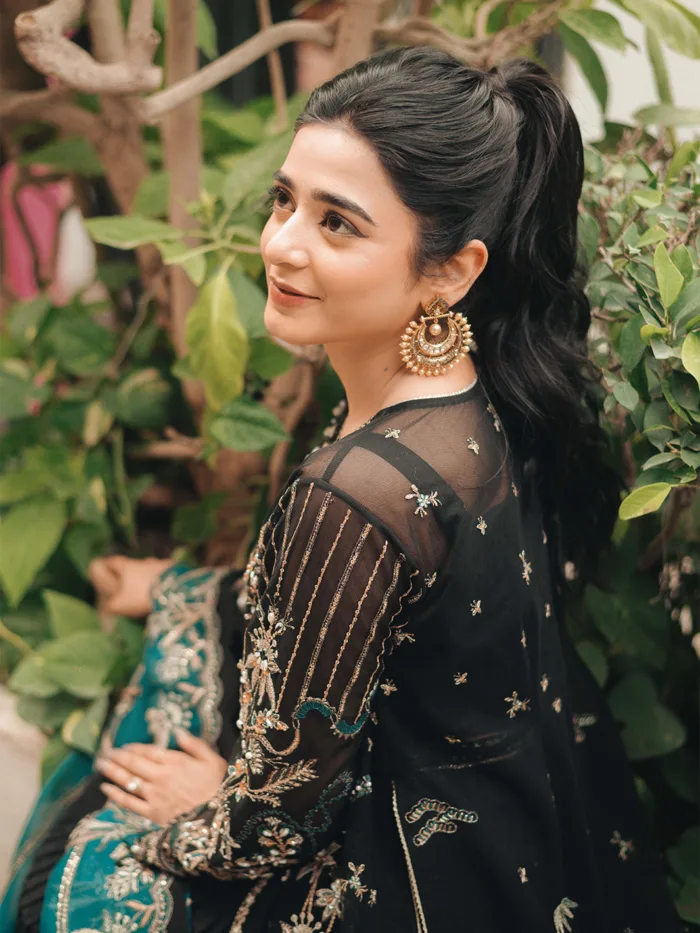 Fozia Khalid Belle Espoir Storie D'Amore Luxury Lawn Collection - Image 11