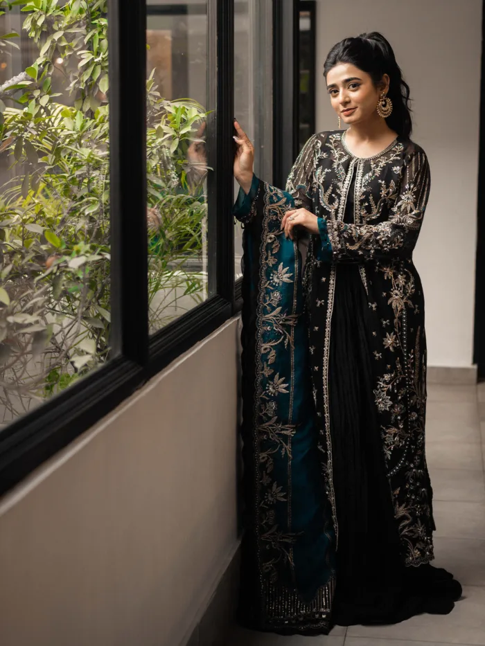 Fozia Khalid Belle Espoir Storie D'Amore Luxury Lawn Collection - Image 5