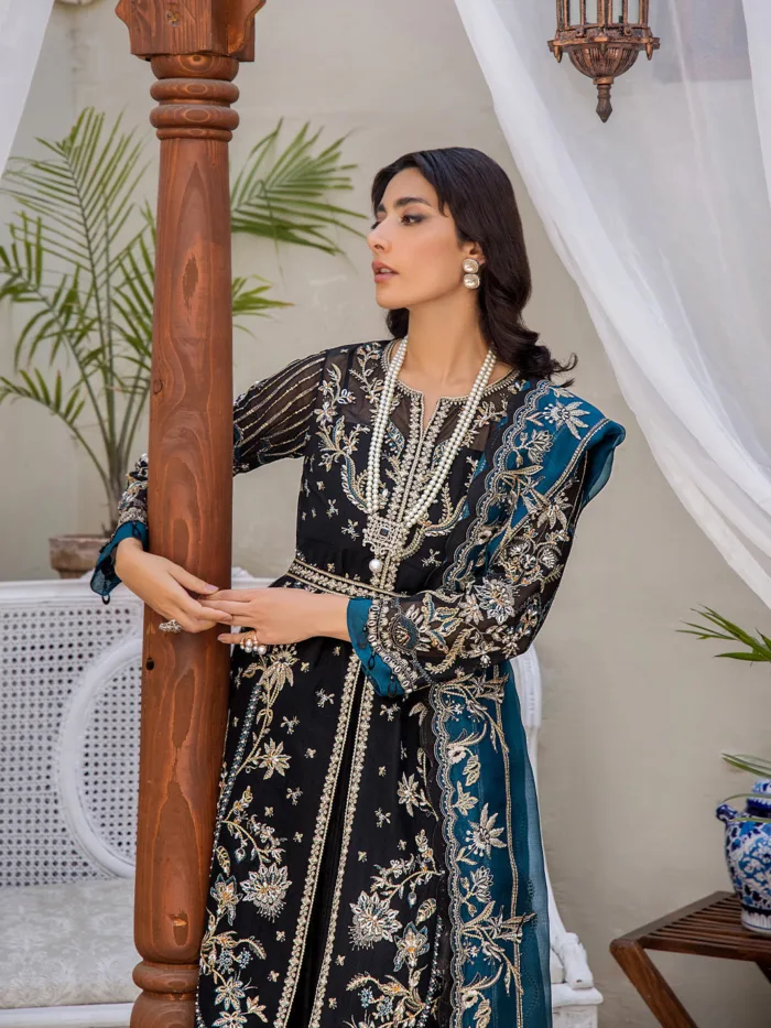 Fozia Khalid Belle Espoir Storie D'Amore Luxury Lawn Collection - Image 10