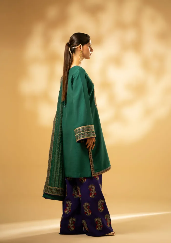 Fozia Khalid Emerald Craftsmanship D 01 Silk Edit Luxury Lawn Collection - Image 12