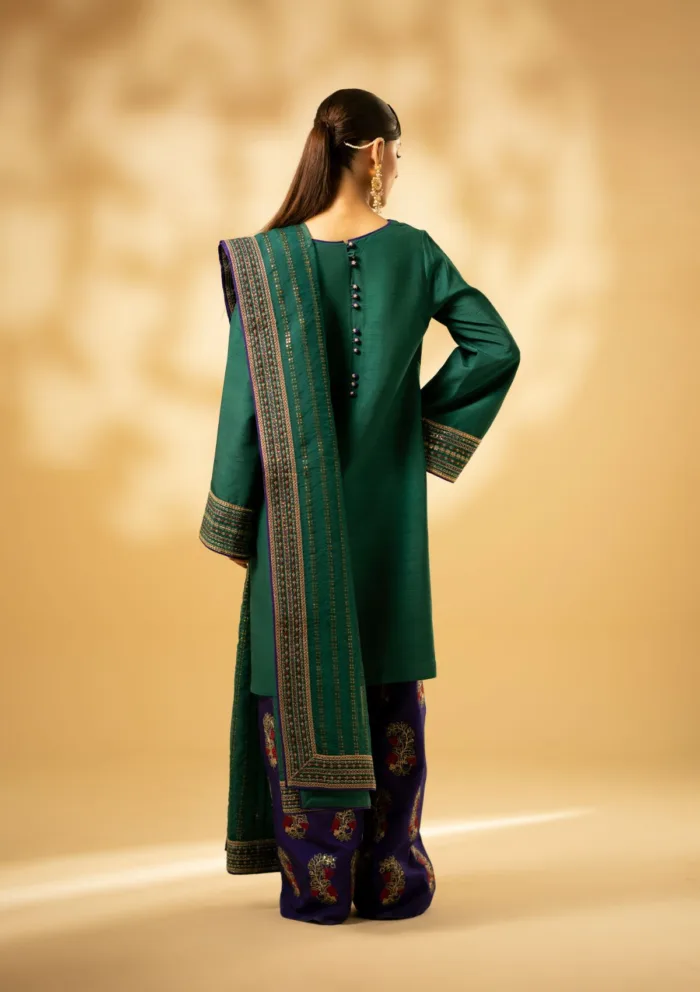 Fozia Khalid Emerald Craftsmanship D 01 Silk Edit Luxury Lawn Collection - Image 13
