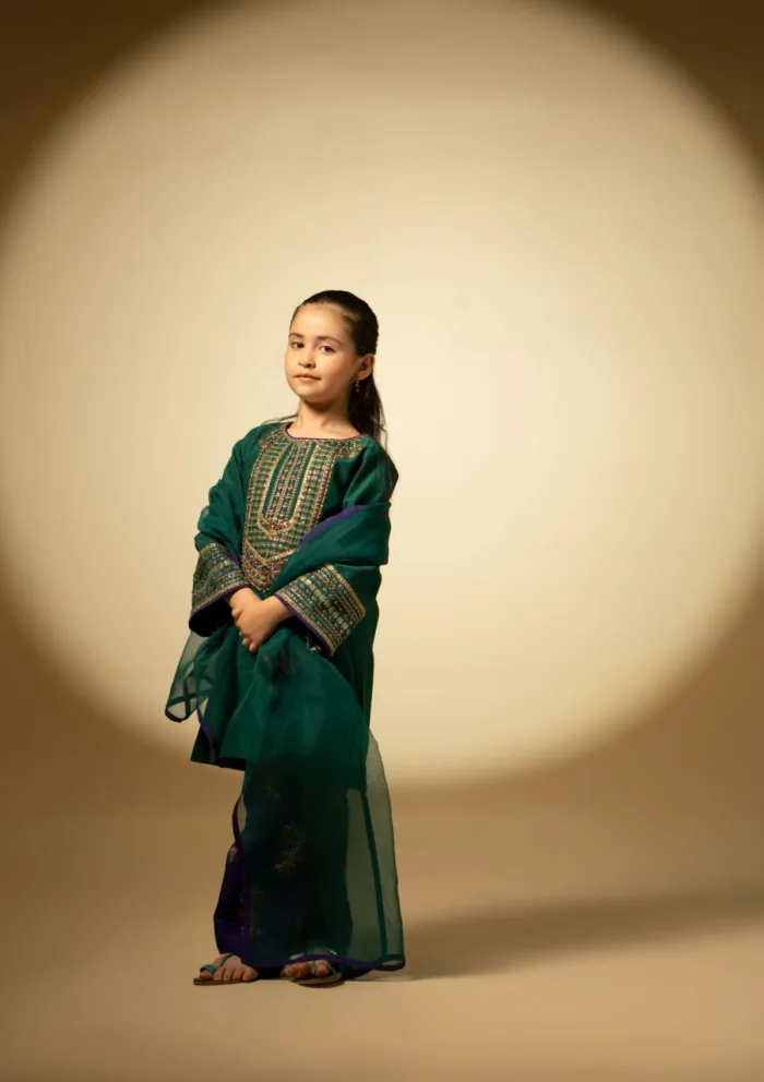 Fozia Khalid Emerald Craftsmanship D 01 Silk Edit Luxury Lawn Collection - Image 17