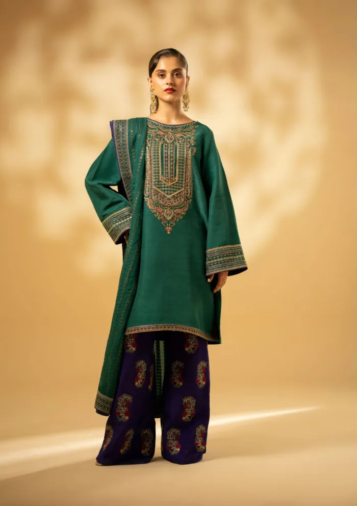 Fozia Khalid Emerald Craftsmanship D 01 Silk Edit Luxury Lawn Collection - Image 3