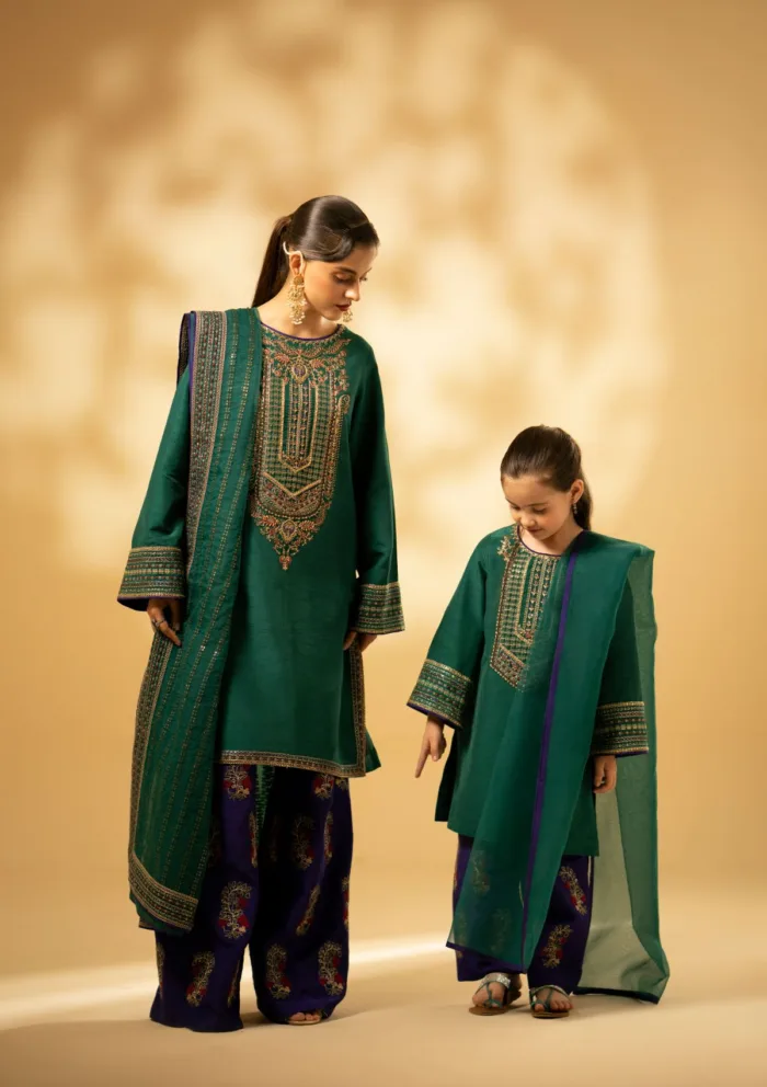 Fozia Khalid Emerald Craftsmanship D 01 Silk Edit Luxury Lawn Collection - Image 8