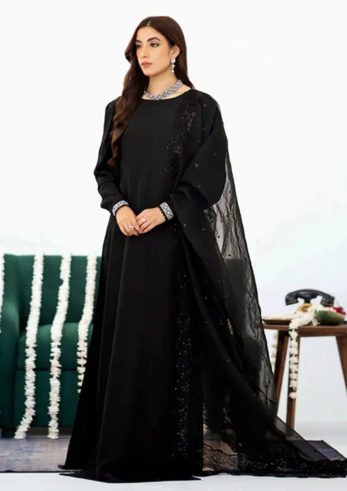 Fozia Khalid FS24 05 Zara