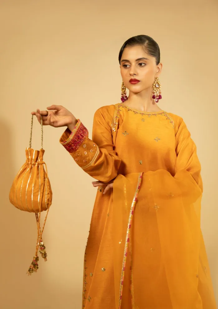 Fozia Khalid Luxe Amber D 05 Silk Edit Luxury Lawn Collection - Image 11