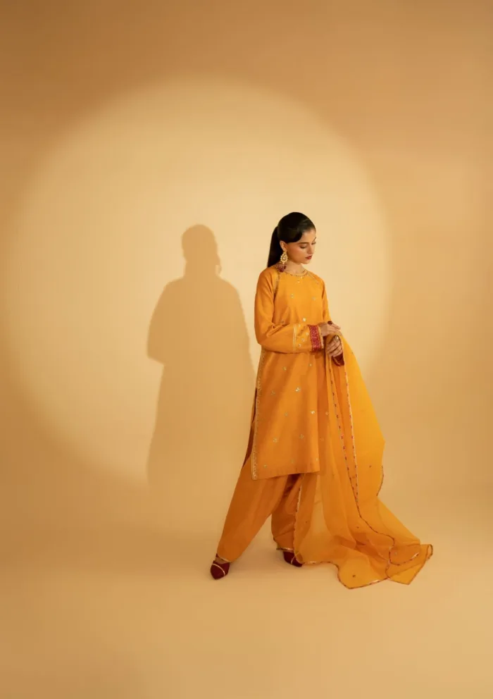Fozia Khalid Luxe Amber D 05 Silk Edit Luxury Lawn Collection - Image 5