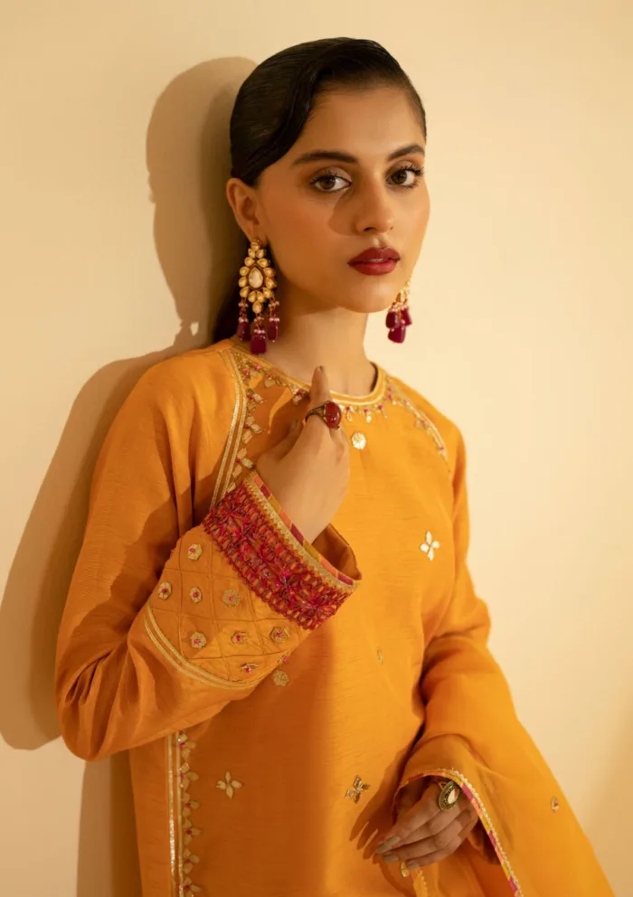 Fozia Khalid Luxe Amber D 05 Silk Edit Luxury Lawn Collection - Image 7
