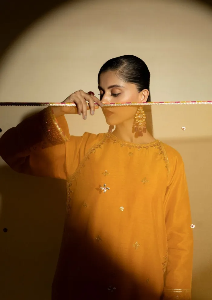 Fozia Khalid Luxe Amber D 05 Silk Edit Luxury Lawn Collection - Image 8