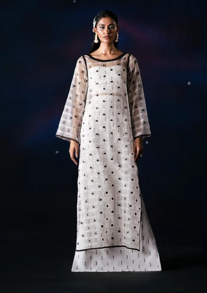 Fozia Khalid Valeria