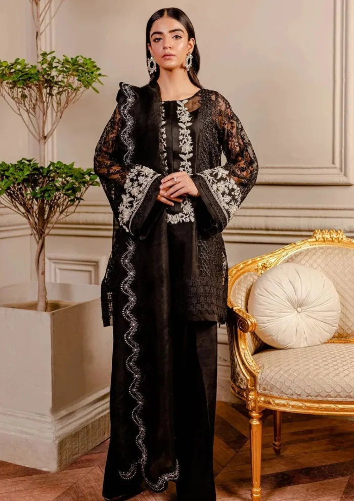 Fozia Khalid VoL 3 Raven Black