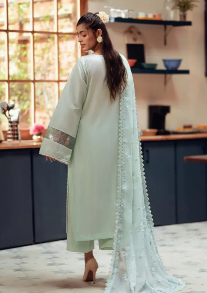 Humdum D 04 Lalarukh 25 Luxury Lawn Collection - Image 2