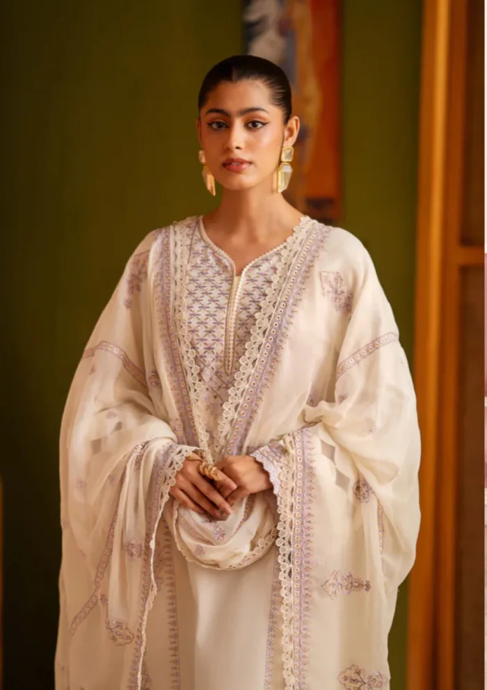 Humdum D 09 Lalarukh 25 Luxury Lawn Collection - Image 3