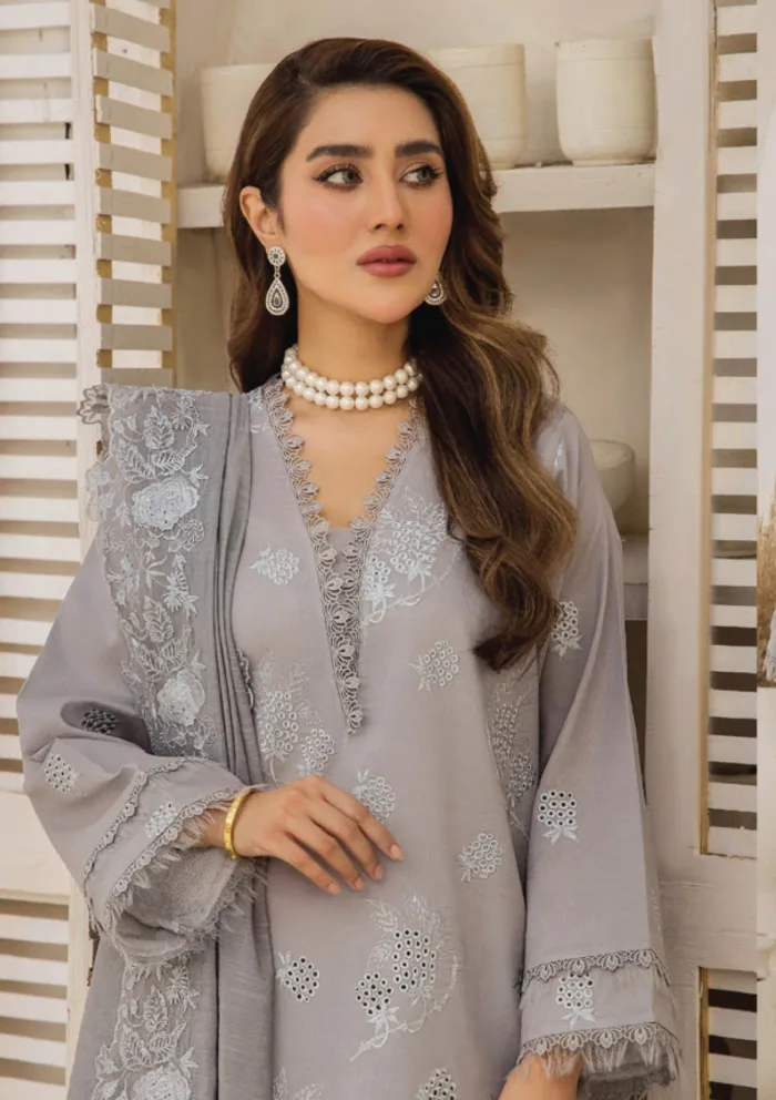 Humdum HB25 07 Baharan Volume II Luxury Lawn Collection - Image 4
