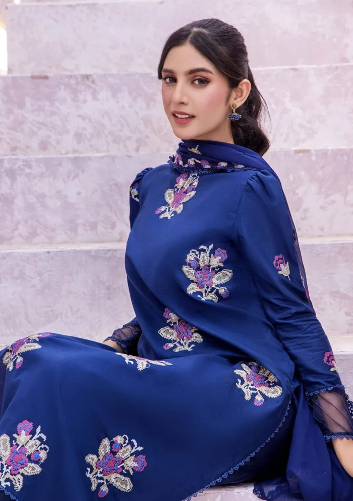 Humdum HL25 03 Lilly Luxury Lawn Collection - Image 4