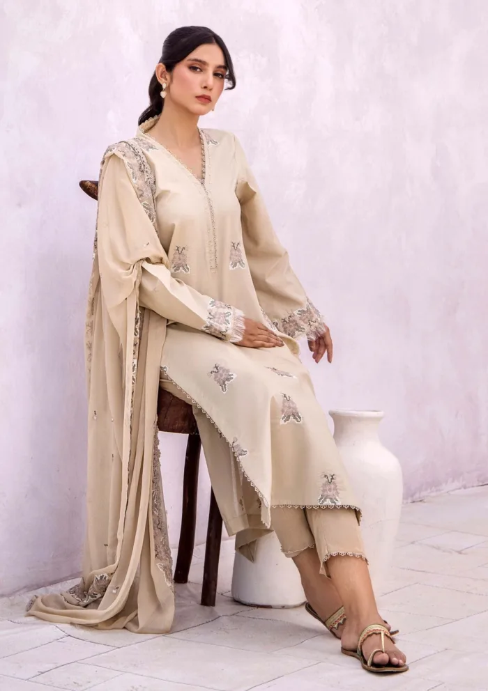 Humdum HL25 10 Lilly Luxury Lawn Collection - Image 3