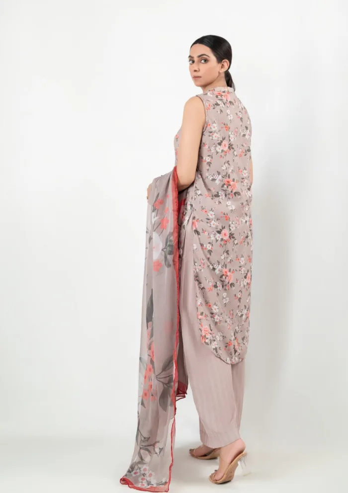 Imran Aftab Unstitched IU25 07 Luxury Lawn Collection - Image 3