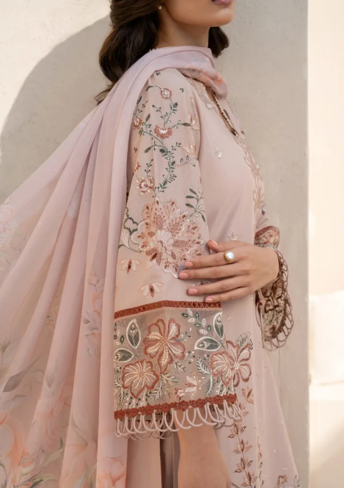 Iznik Eid Edit 25 EFL 02 Festive Luxury Lawn Collection - Image 3