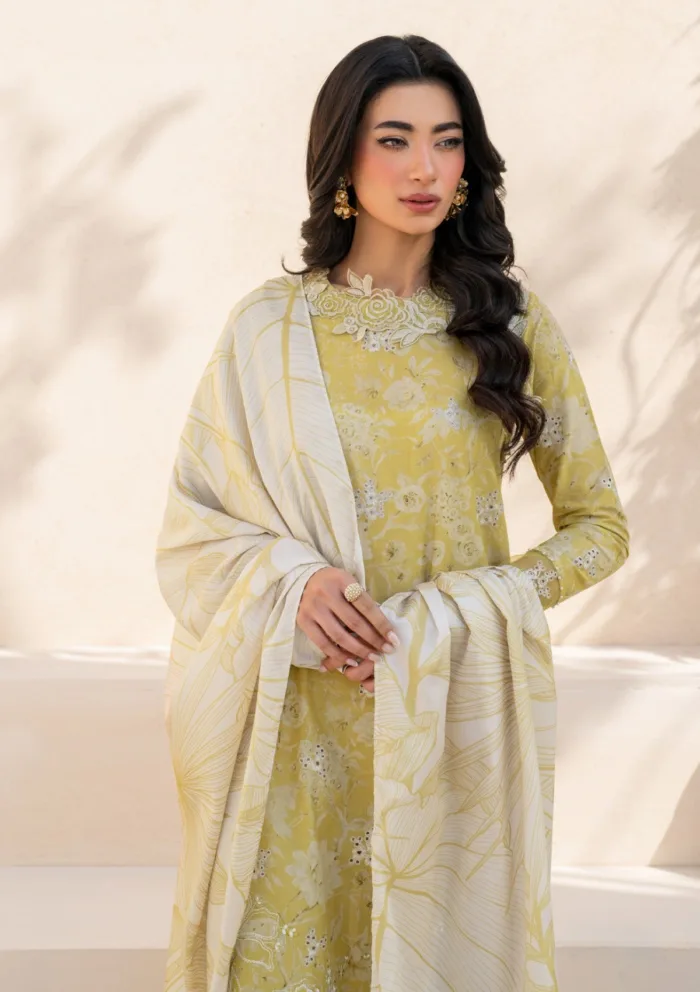 Iznik Eid Edit 25 EFL 08 Festive Luxury Lawn Collection - Image 4