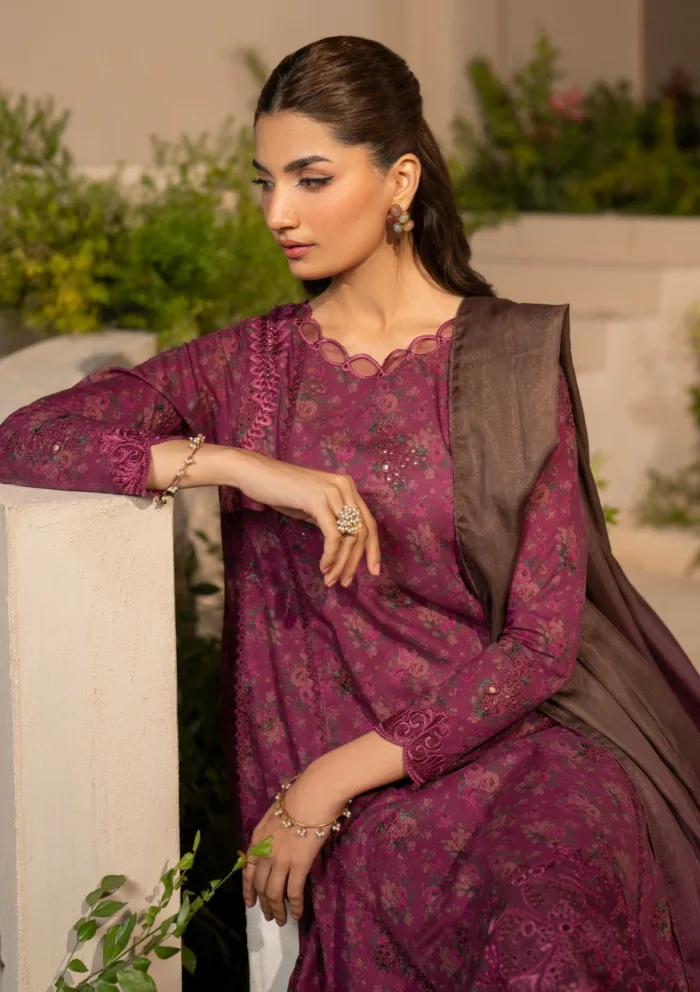 Iznik Eid Edit 25 EFL 09 Festive Luxury Lawn Collection - Image 3