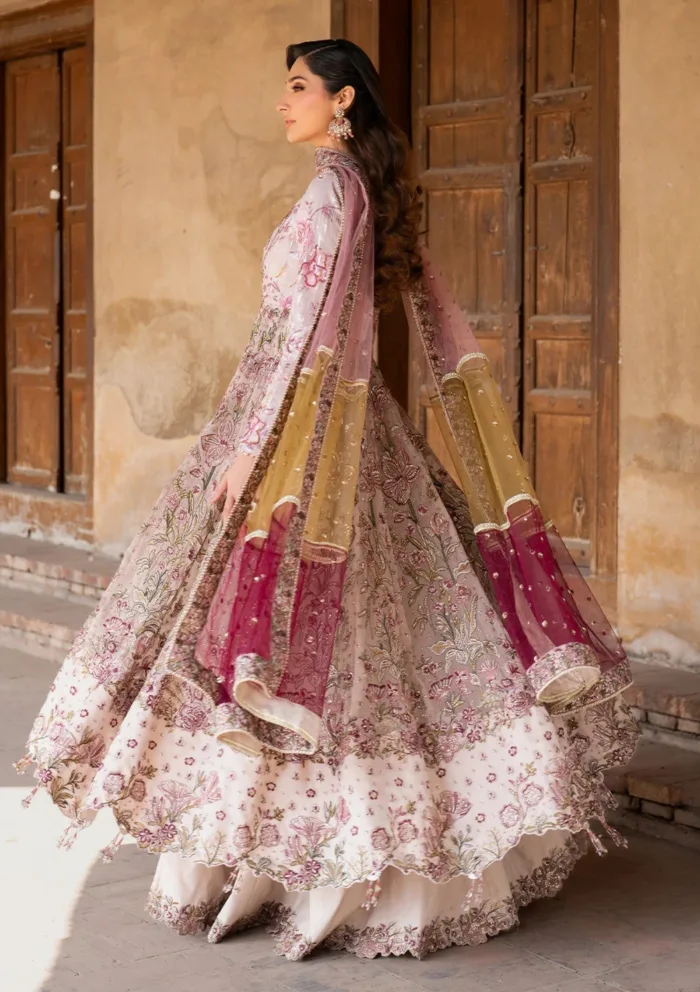 Iznik ILC 08 Luxury Chiffon 25 Luxury Lawn Collection - Image 3