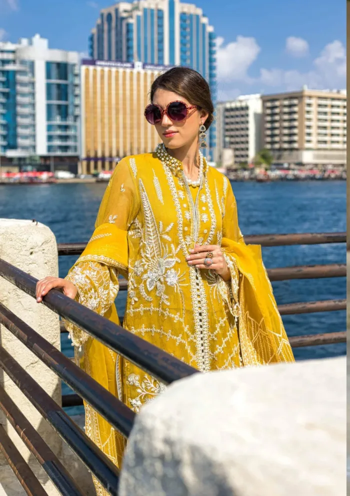 Kara KK24 02 Glowing Aura Kamdani Luxury Lawn Collection - Image 2