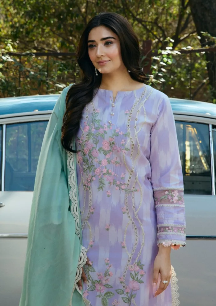 MM Manara VF 01 MAHRANG Vintage Flora 25 Luxury Lawn Collection - Image 3