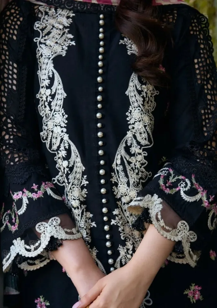 MM Manara VF 03 LAILA Vintage Flora 25 Luxury Lawn Collection - Image 4