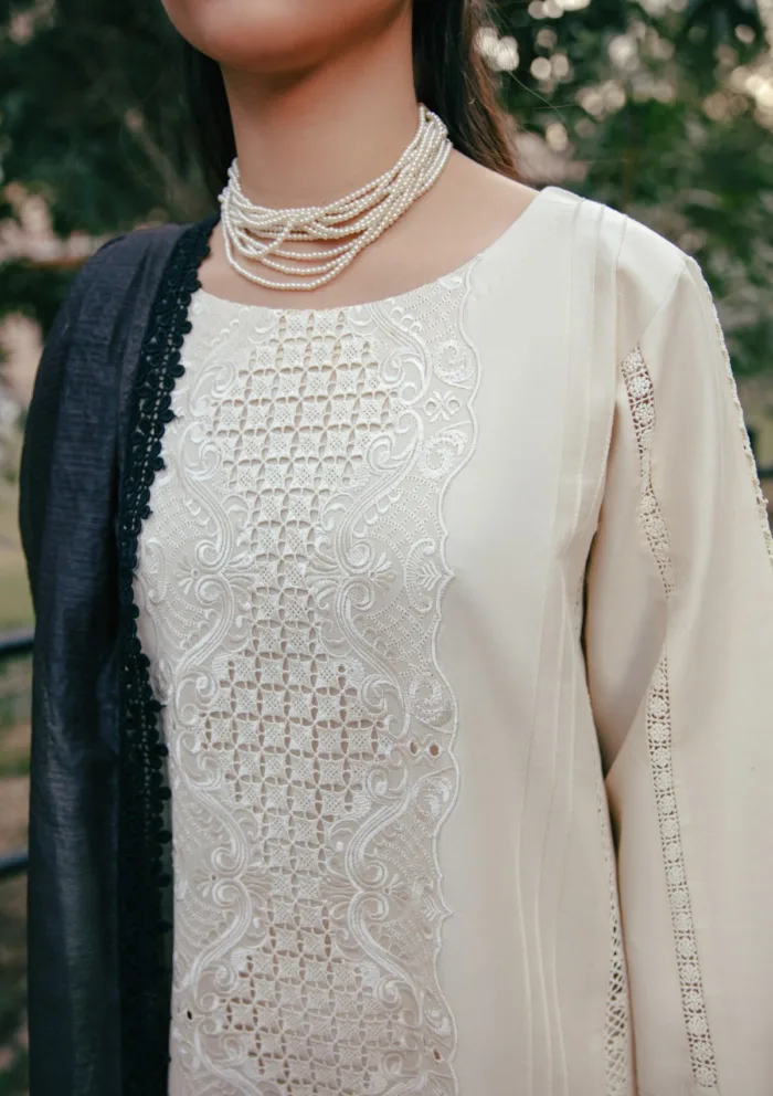 MM Manara VF 10 SEHER Vintage Flora 25 Luxury Lawn Collection - Image 4