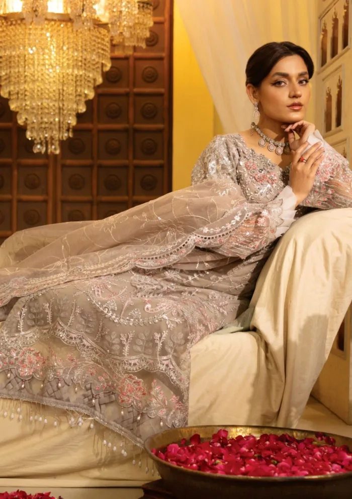 Mah'e Rooh MM 2015 Man Mayal Luxury Lawn Collection - Image 3
