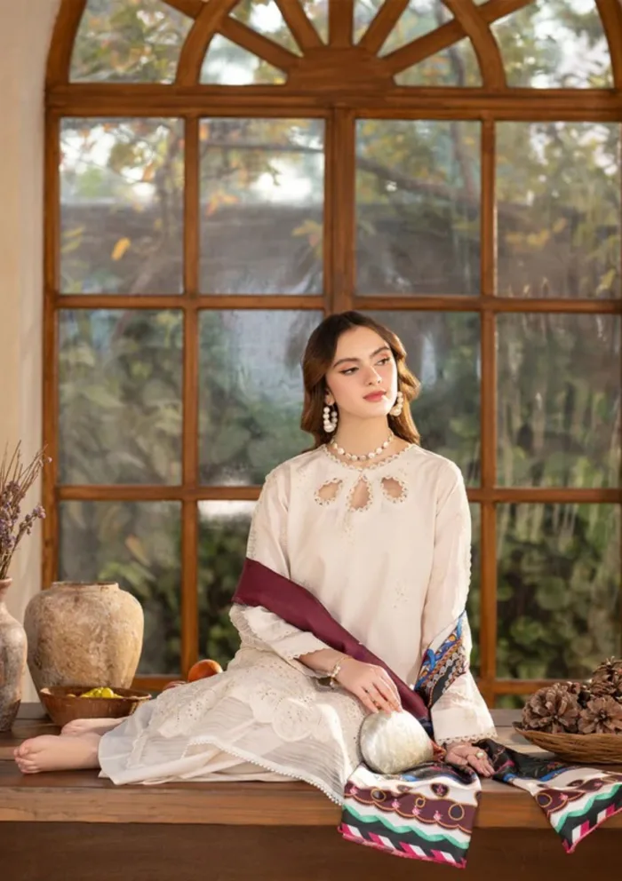 Mahnur D 04B Stella 2025 Luxury Lawn Collection - Image 3