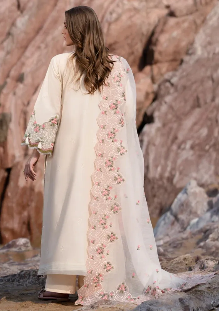 Mahnur D 05 Wisteria Sirene Luxury 25 Lawn Collection - Image 2