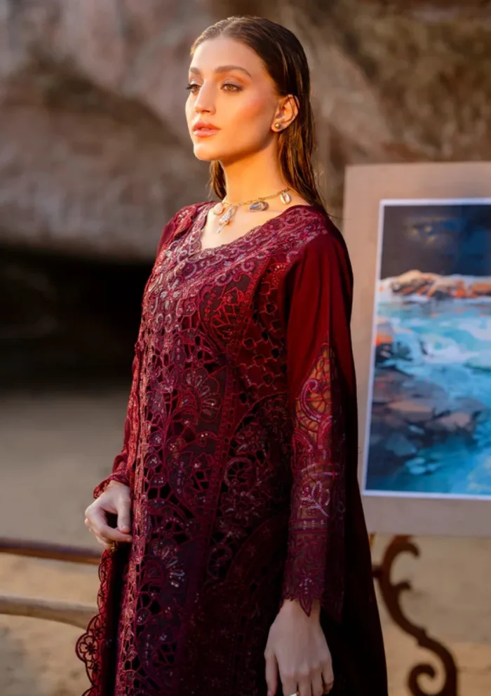Mahnur D 1B Amayra Sirene Luxury 25 Lawn Collection - Image 4