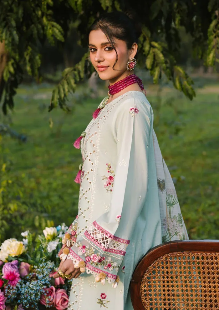 Mahnur Luxury 25 D 03 Ana Dahlia Lawn Collection - Image 4