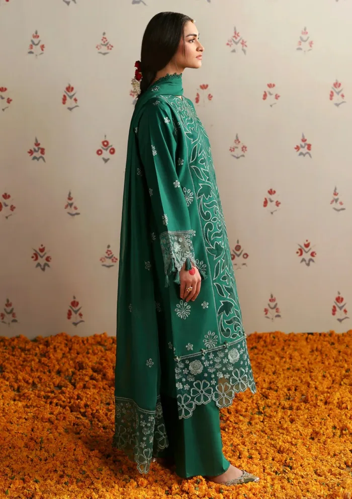 Mahnur MA25 01 Palwasha Aangan Luxury Lawn Collection - Image 4